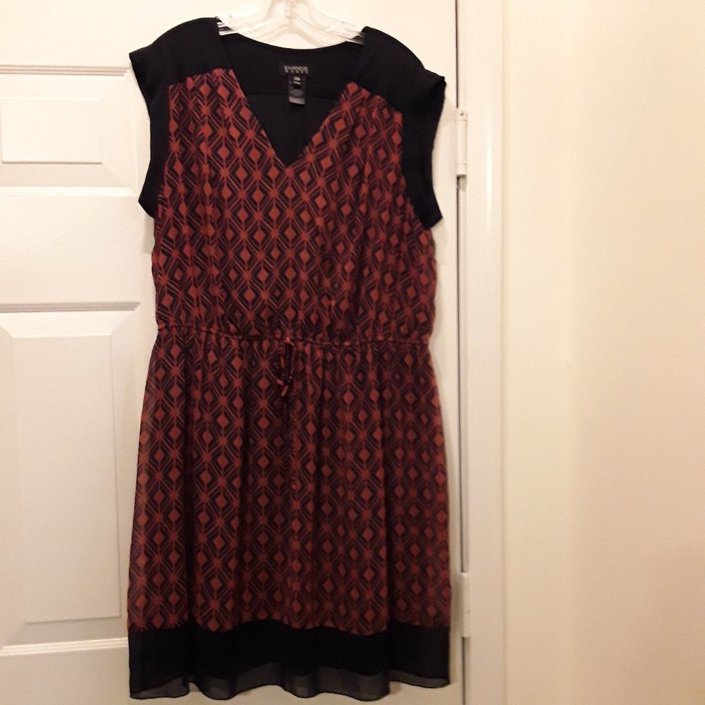 WOMAN'S ENFOCUS SLEEVELESS PULLOVER RUST GEO KNEE LENGTH DRESS SIZE 20W
